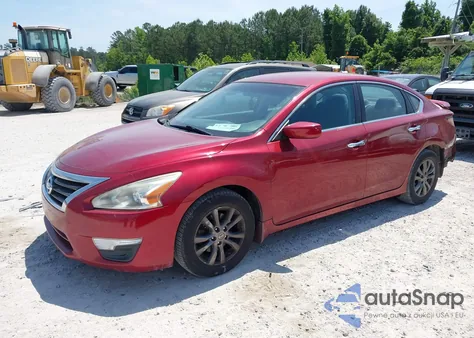 2015 Nissan Altima 2.5 S из США, поврежденный, VIN 1N4AL3AP7FN360554